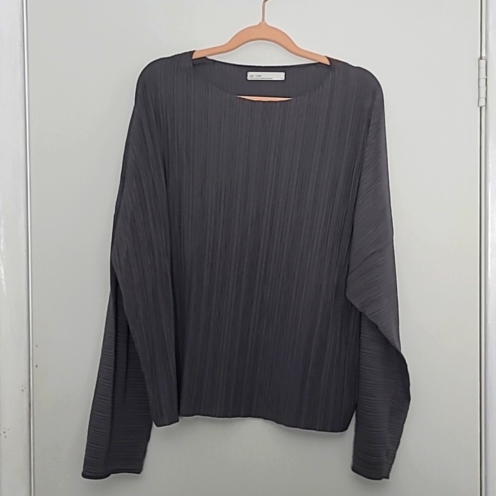 Oak + Fort Large Woman's Long Sleeve Top